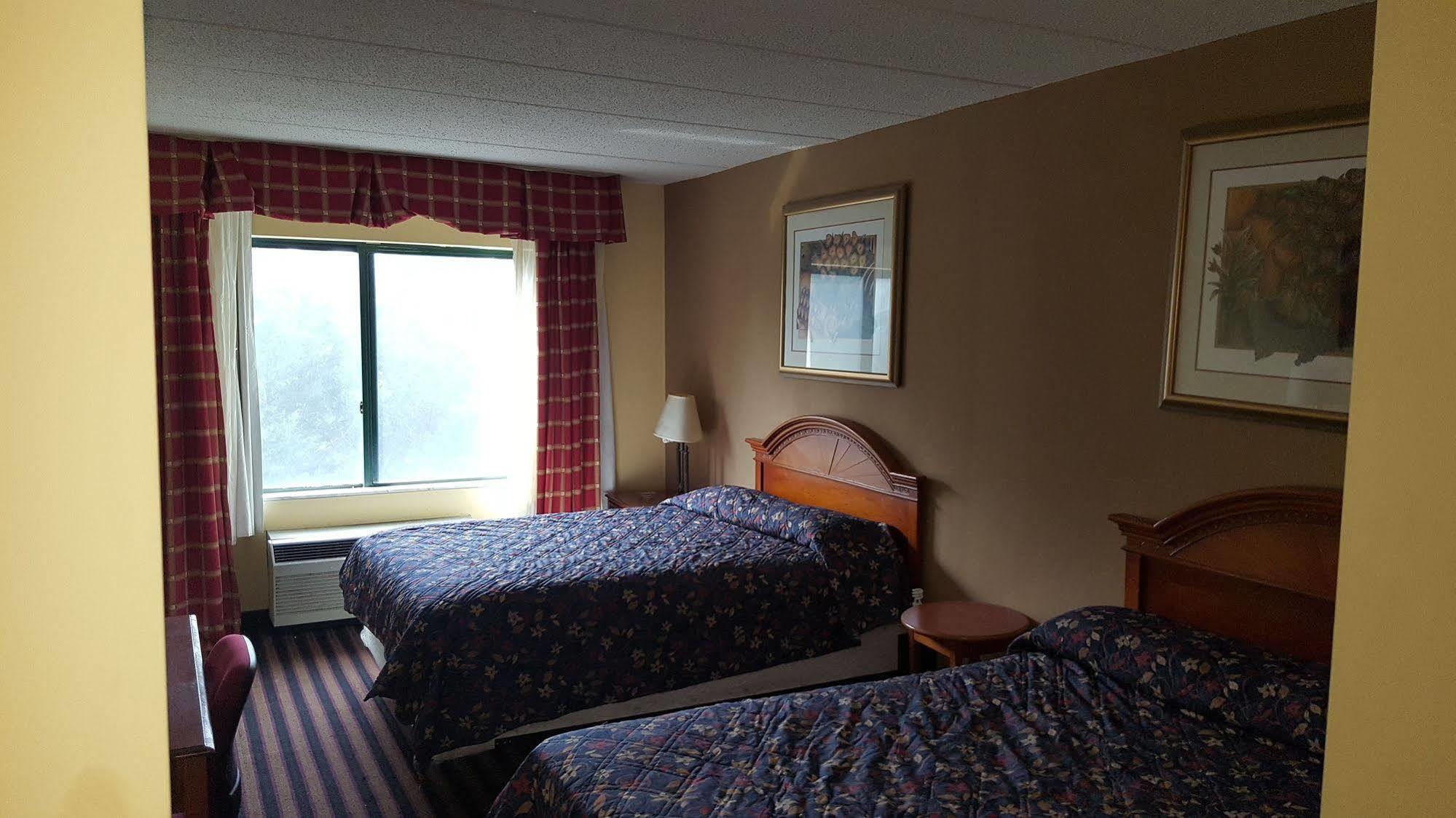 Northeast Garden Inn Laurel Exteriér fotografie